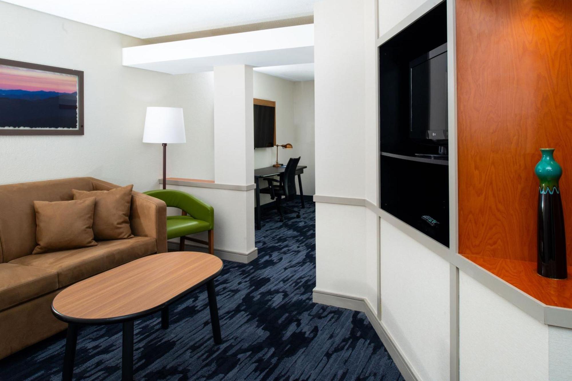 Fairfield Inn & Suites Greensboro Wendover Luaran gambar
